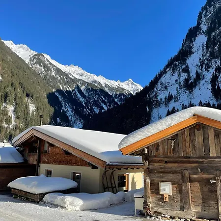 Zillertal Residenz Apartment Ginzling Exterior photo